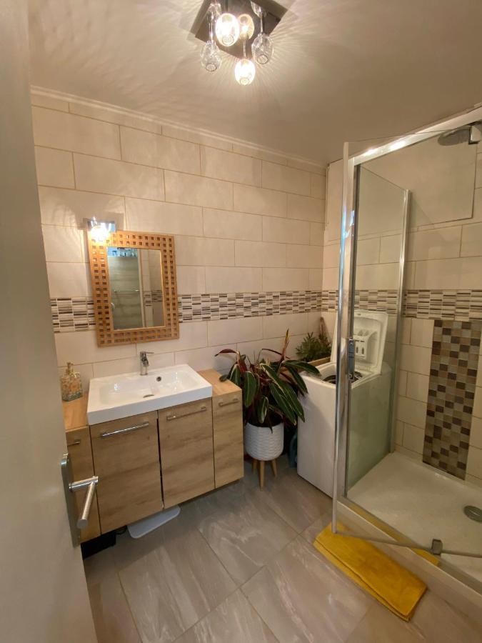 Appartamento Chez Mathys Villeneuve-Loubet Esterno foto